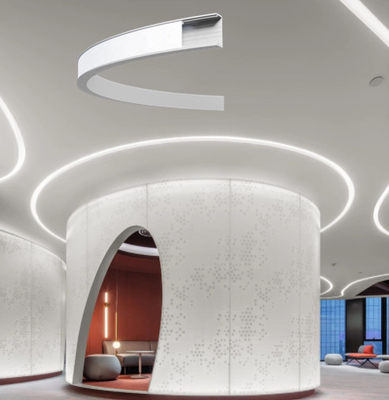 LED قطاع الألومنيوم الشخصي سطح المركبة فائقة النحافة U قناة مرنة منحنى انحناء عينات مجانية النتوء