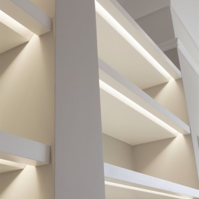 6063 T5 راحة الألومنيوم LED الشخصي بالوعة الحرارة الإسكان لضوء السقف